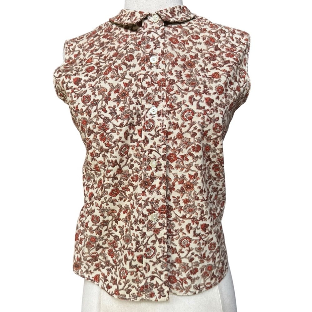 1960s/70s Vibrant Floral Cotton Blend Peter Pan Collar Front Button Closure Top